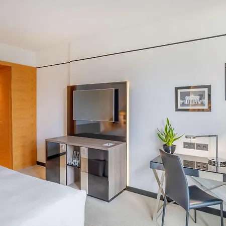 Hotel Melia 4*