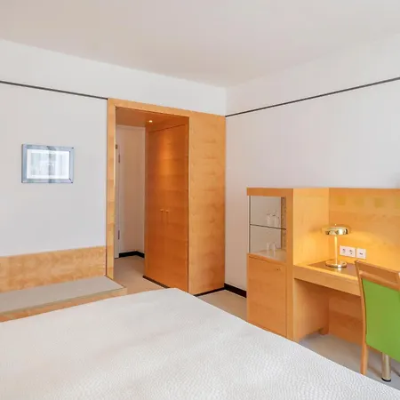Hotel Melia 4*