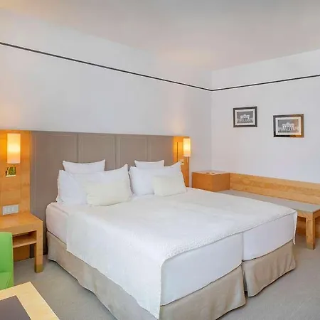 Hotel Melia 4*
