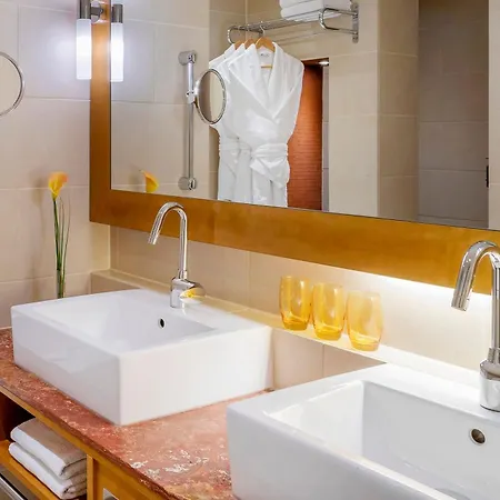 Hotel Meliá 4*